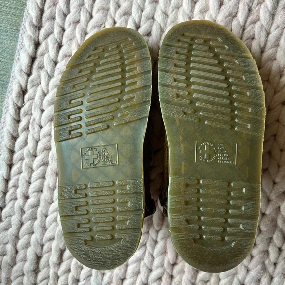 Dr. Martens Tan Leather Mules Comfortable Clogs - Picture 3 of 3